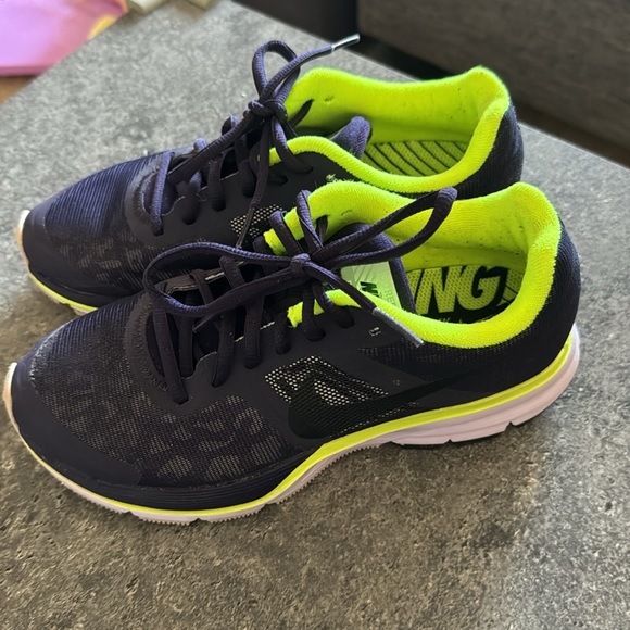 Nike Pegasus 30 Running Athletic Shoe Sneaker size 6 - Picture 4 of 10